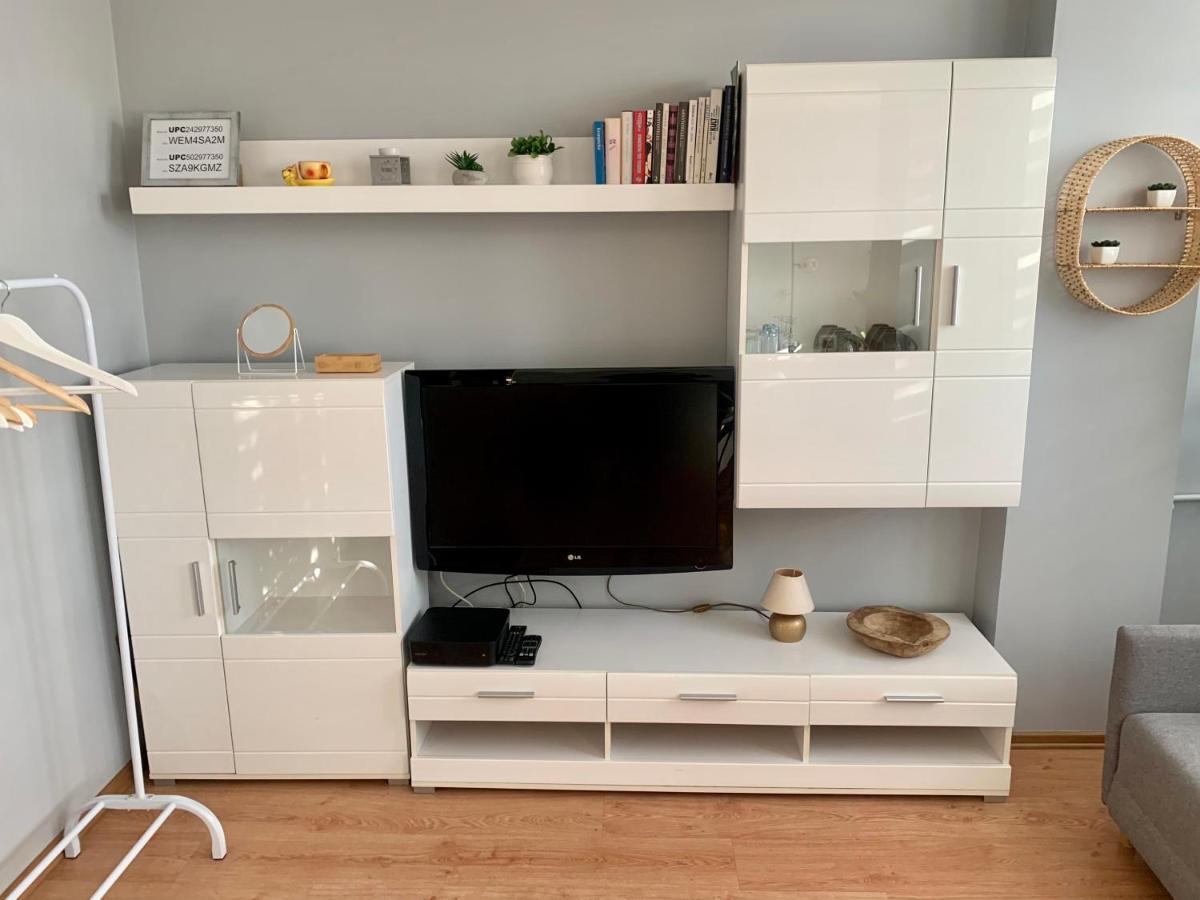 Apartament Joanna 2 Parter Blisko Prezero Gliwice Eksteriør billede